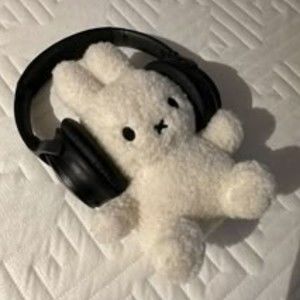 Meet your Posher, Hazel